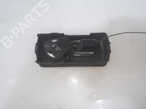 Right rear window switch OPEL VECTRA C (Z02) 2.0 DTI 16V (F69) | BP8515148I28 