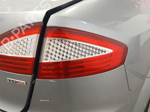 Used Right taillight Right taillight 38984843 38984843