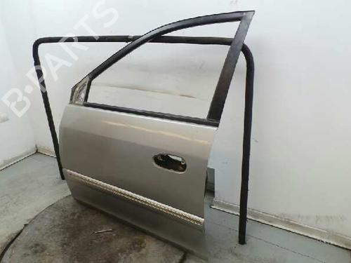 Left front door KIA CARENS II MPV (FJ) 2.0 CRDi | BP2442671C2 