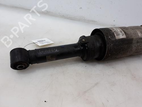 Right front shock absorber LAND ROVER RANGE ROVER SPORT I (L320) 2.7 D 4x4 | BP11810344M17 