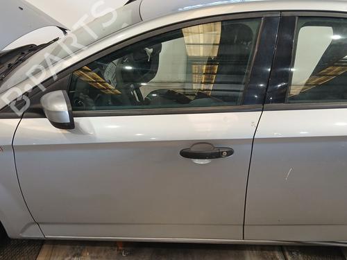 Used Left front door Left front door 38984848 38984848
