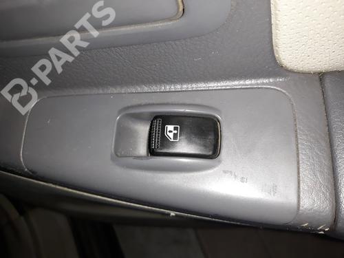 Used Right rear window switch Right rear window switch KIA CERATO I Hatchback (LD) 2.0 CRDi (112 hp) 7270889 7270889