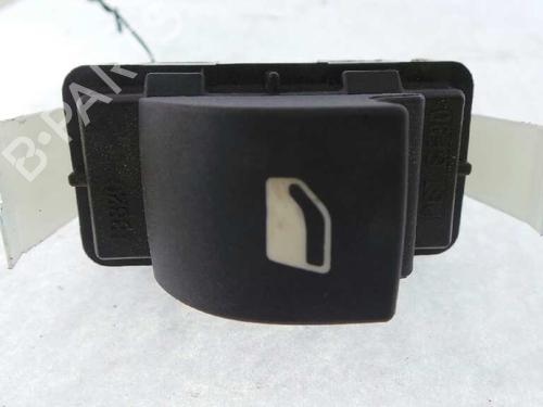 Interrupteur de vitre arrière droite PEUGEOT 508 I (8D_) 2.0 BlueHDi 150 (150 hp) 2798880