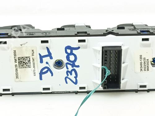 Left front window switch HYUNDAI KONA (OS, OSE, OSI) 1.0 T-GDi | BP29764723I27
