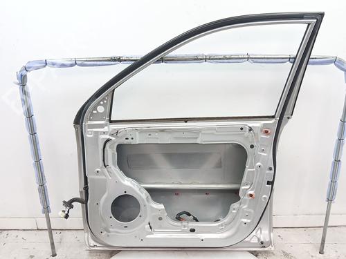 Right front door KIA SPORTAGE II (JE_, KM_) 2.0 i 16V | BP24627701C3