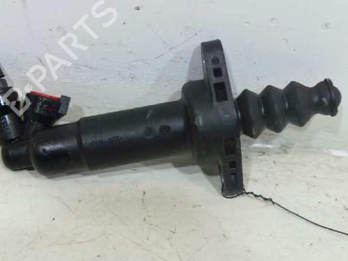 Clutch slave cylinder VW TRANSPORTER T4 Van (70A, 70H, 7DA, 7DH) 2.5 TDI | BP14145288M113 