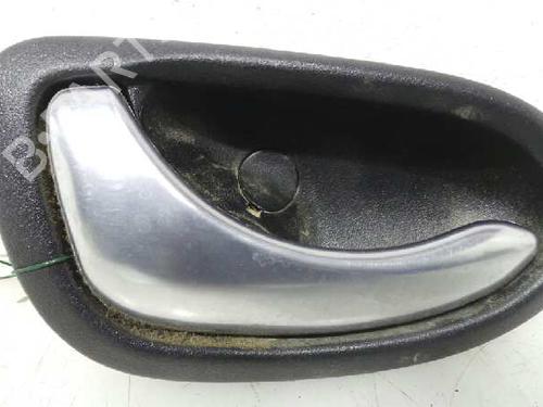 Used Rear left interior door handle NISSAN PRIMERA (P12) 2.0 (140 hp) 3208950