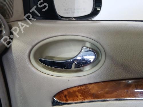 Used Front right interior door handle Front right interior door handle 37792775 37792775