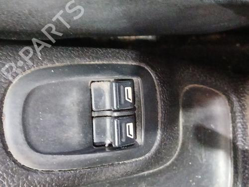 Used Left front window switch PEUGEOT 206 Hatchback (2A/C) 1.9 D (69 hp) 30595181