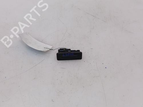 Bagagerumshåndtag PEUGEOT 3008 II SUV (MC_, MR_, MJ_, M4_) 1.5 BlueHDi 130 (131 hp) 32720584