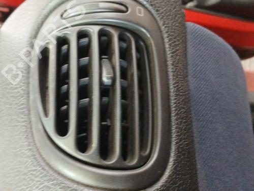 Used Air vent PEUGEOT 206 Hatchback (2A/C) 1.9 D (69 hp) 30595207