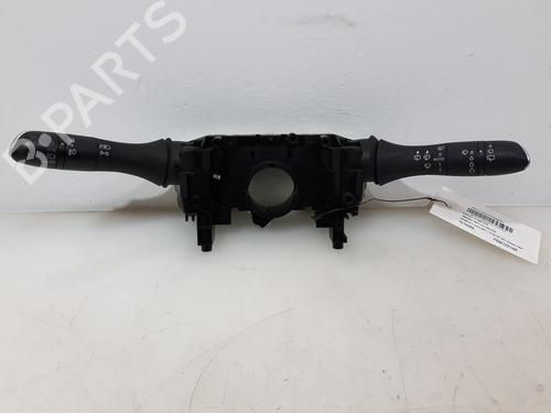 Used Switch RENAULT KADJAR (HA_, HL_) 1.5 BLUE dCi 115 (HLA6) (116 hp) 12496357