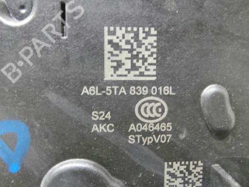 Rear right lock VW POLO VI (AW1, BZ1, AE1) 1.0 MPi | BP6584560C99 