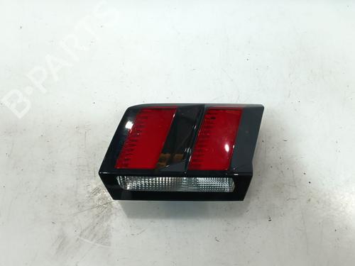 Used Right tailgate light Right tailgate light PEUGEOT 3008 II SUV (MC_, MR_, MJ_, M4_) 1.5 BlueHDi 130 (131 hp) 32705115 32705115