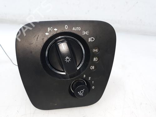 Used Headlight switch MERCEDES-BENZ CLS (C219) CLS 320 CDI (219.322) (224 hp) 15398543