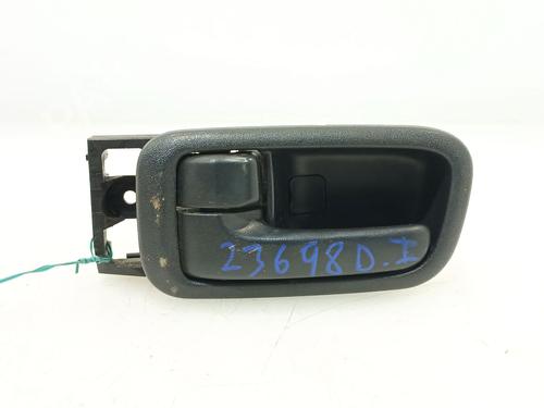 Used Front left interior door handle TOYOTA RAV 4 II (_A2_) 2.0 D 4WD (CLA20_, CLA21_, CLA20R, CLA21R) (116 hp) 29854905