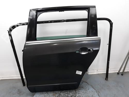 Used Left rear door PEUGEOT 5008 (0U_, 0E_) 1.6 HDi (112 hp) 13570576