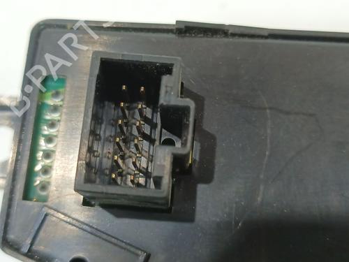 Left front window switch HYUNDAI H100 Van 2.5 D | BP30385136I27