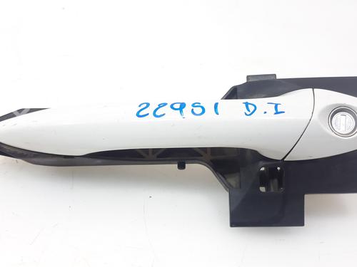 Used Front left exterior door handle HYUNDAI i30 (GD) 1.6 CRDi (110 hp) 19397005