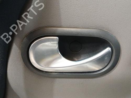 Used Front left interior door handle RENAULT GRAND SCÉNIC II (JM0/1_) 1.9 dCi (JM14) (131 hp) 28422137