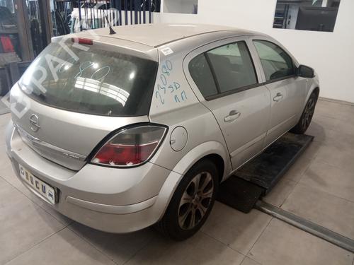 Left headlight OPEL ASTRA H (A04) 1.7 CDTI (L48) | BP20106833C28 