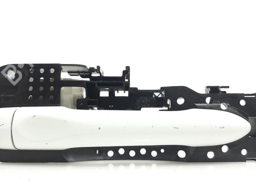 Used Front left exterior door handle RENAULT MEGANE III Hatchback (BZ0/1_, B3_) 1.2 TCe (BZ2B, BZ11) (116 hp) 18693385