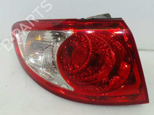 Used Left taillight HYUNDAI SANTA FÉ II (CM) 2.2 CRDi GLS 4x4 (150 hp) 4198068