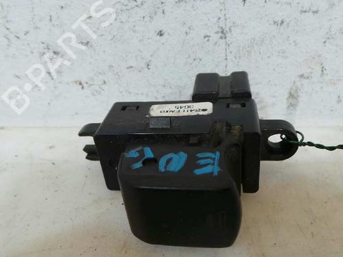 Used Right rear window switch NISSAN NAVARA NP300 (D40) 2.5 dCi 4WD (144 hp) 1369844