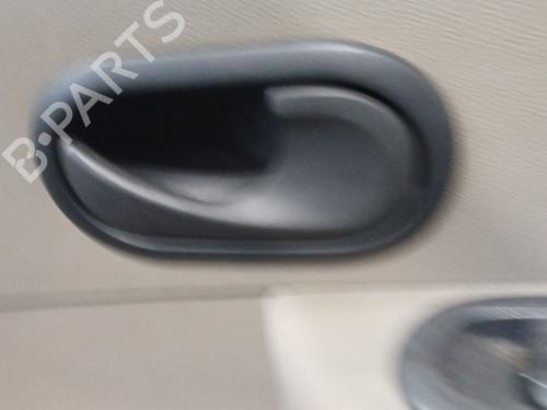 Used Front right interior door handle RENAULT CLIO III (BR0/1, CR0/1) 1.2 16V (BR02, BR0J, BR11, CR02, CR0J, CR11) (75 hp) 31980061