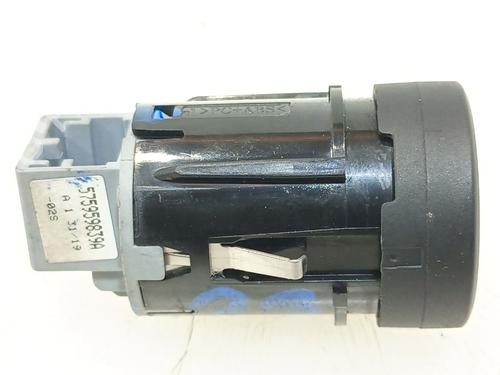 Switch SEAT LEON (5F1) 1.5 TGi | BP31947562I30