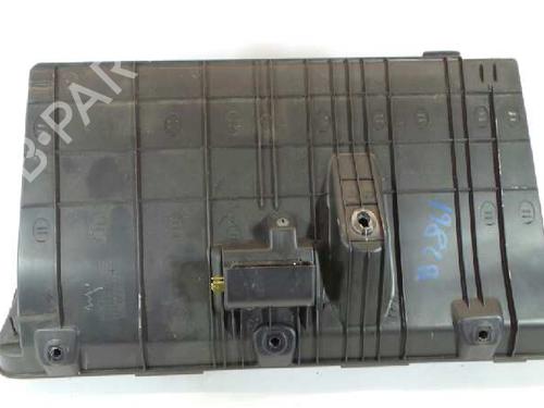 Used Glove box HYUNDAI SANTA FÉ II (CM) 2.2 CRDi 4x4 (155 hp) 4886469