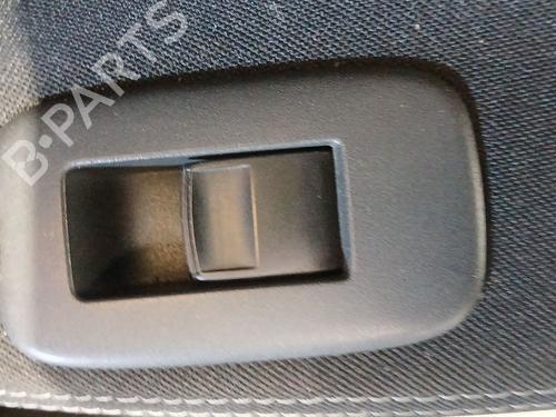 Used Right rear window switch TOYOTA AURIS (_E15_) 1.4 D-4D (NDE150_, NDE150R) (90 hp) 30897904