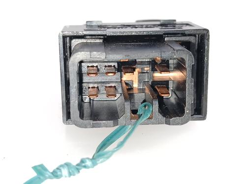 Left rear window switch KIA SPORTAGE II (JE_, KM_) 2.0 i 16V | BP24627683I29 