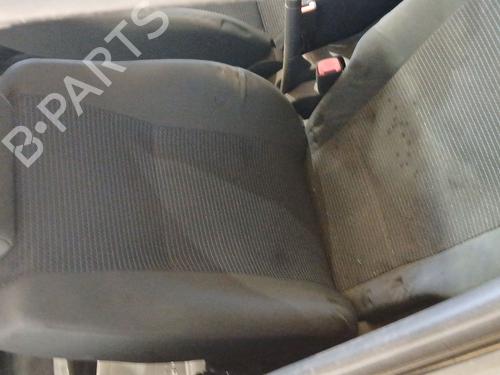 Used Right front seat SUZUKI SWIFT III (MZ, EZ) 1.3 DDiS (RS413D) (75 hp) 30872481