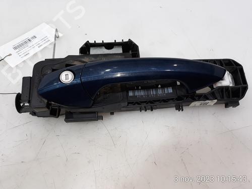 Used Front left exterior door handle MERCEDES-BENZ GLA-CLASS (X156) GLA 200 CDI / d (156.908) (136 hp) 15841090