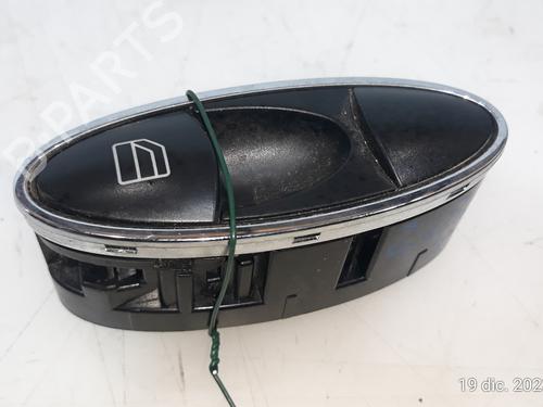 Used Right rear window switch MERCEDES-BENZ CLS (C219) CLS 320 CDI (219.322) (224 hp) 16293159