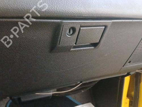 Used Glove box Glove box 39100832 39100832