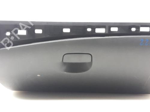 Used Glove box RENAULT MEGANE III Hatchback (BZ0/1_, B3_) 1.2 TCe (BZ2B, BZ11) (116 hp) 18693382