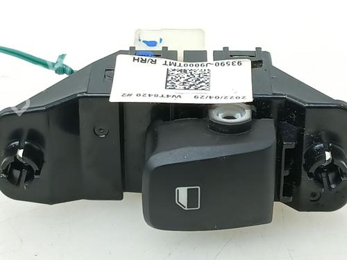 Right rear window switch HYUNDAI KONA (OS, OSE, OSI) 1.0 T-GDi | BP29808570I28