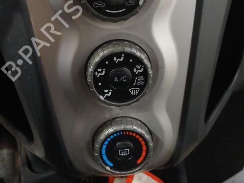 Used Climate control Climate control 38775245 38775245