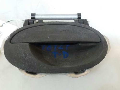 Poignée extérieure arrière droite OPEL CORSA C (X01) 1.0 (F08, F68) (58 hp) 1680041