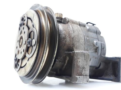 Used Steering pump NISSAN X-TRAIL I (T30) [2001-2013]  19305048