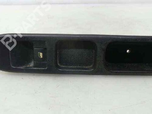 Used Right front window switch Right front window switch PEUGEOT 307 Break (3E) 2.0 HDI 110 (107 hp) 6777932 6777932