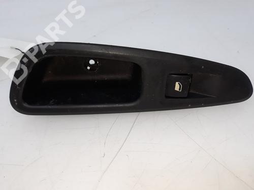 Used Right rear window switch Right rear window switch PEUGEOT 308 SW I (4E_, 4H_) 1.6 HDi (109 hp) 8255737 8255737