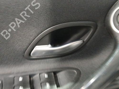 Venstre foran invendig håndtak RENAULT LAGUNA II (BG0/1_) 2.0 16V (BG00, BG0K, BG0P, BG0W) (135 hp) 30933721