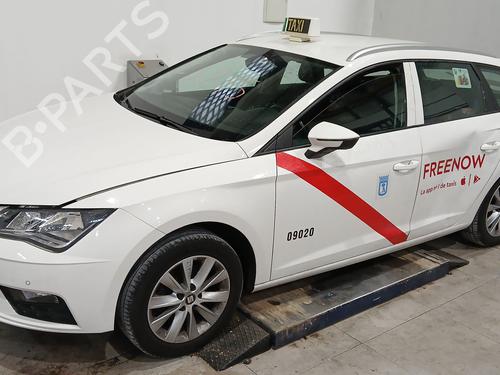 Right tailgate light SEAT LEON (5F1) 1.5 TGi | BP31832150C80