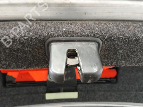 Bagklap lås Bagklap lås VW PASSAT B6 (3C2) 2.0 TDI 16V (140 hp) 33757941 33757941