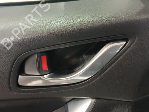 Używane Klamka wewnętrzna drzwi przednich lewych MAZDA CX-5 (KE, GH) 2.2 D AWD (KE2AW) (150 hp) 30873228