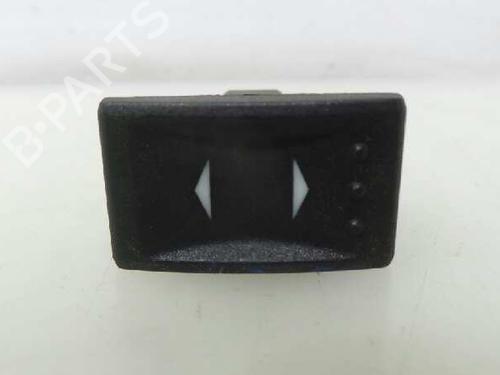 Used Right front window switch FORD MONDEO III Turnier (BWY) 2.0 16V TDDi / TDCi (115 hp) 6825025