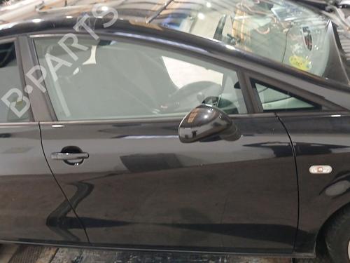Used Right front door Right front door SEAT LEON (1P1) 2.0 TDI 16V (140 hp) 33704289 33704289